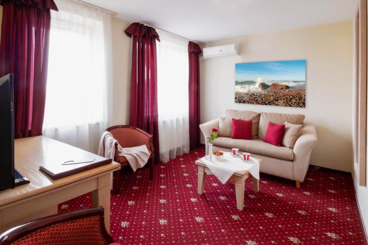 Hotel Pajurio Vieskelis ไคลเพดา ภายนอก รูปภาพ